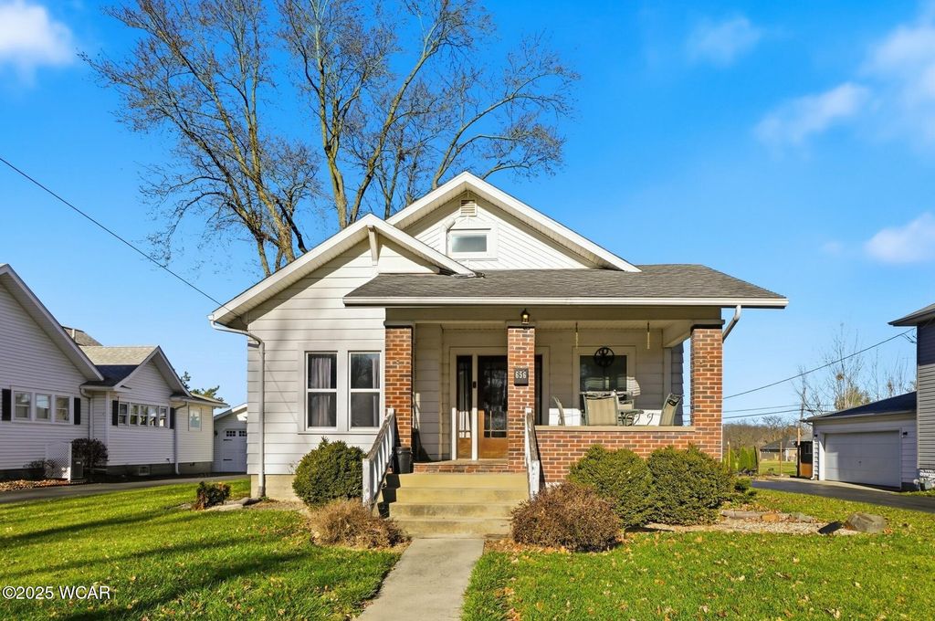 Photo of 656 S Main Street, Bluffton, OH 45817 (MLS # 308863)