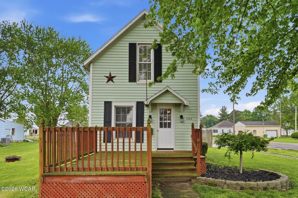 Photo of 1204 N Main Street, Delphos, OH 45833 (MLS # 310118)