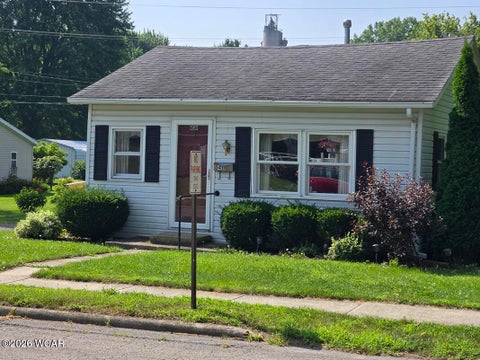 Photo for 411 W Montford Avenue