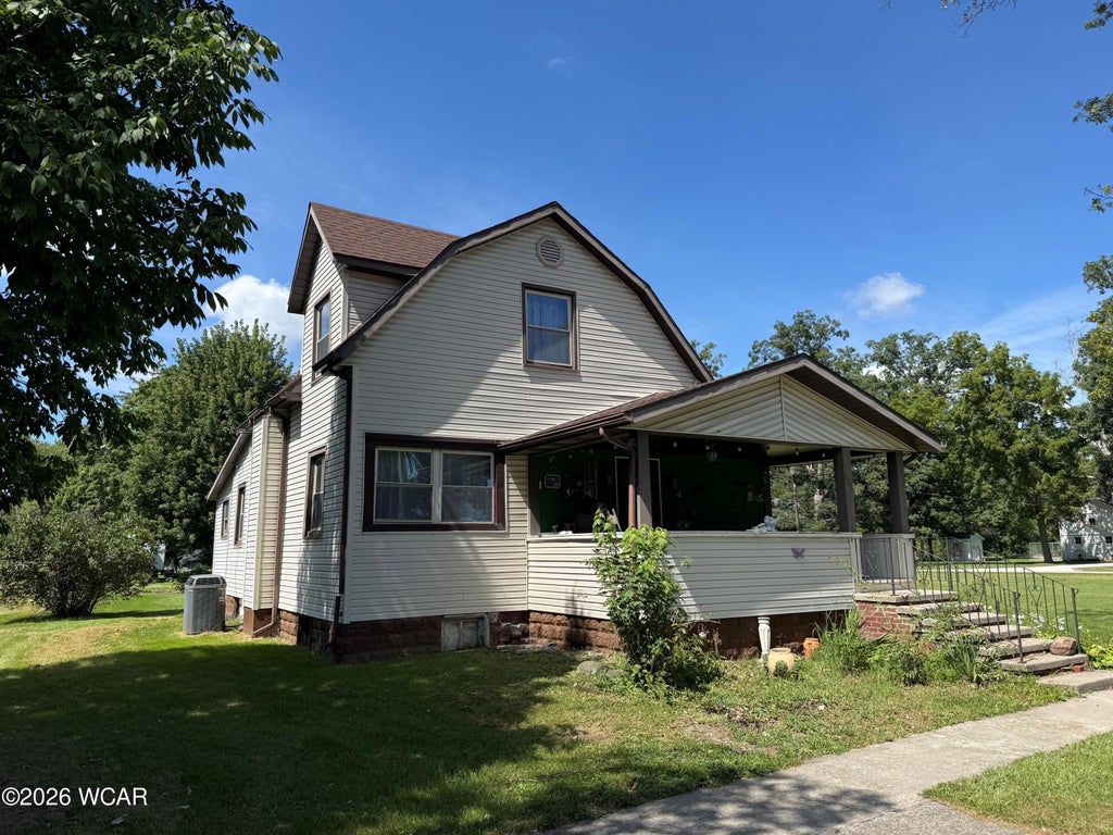 Photo of 402 N 1st Street, Oakwood, OH 45873 (MLS # 311379)