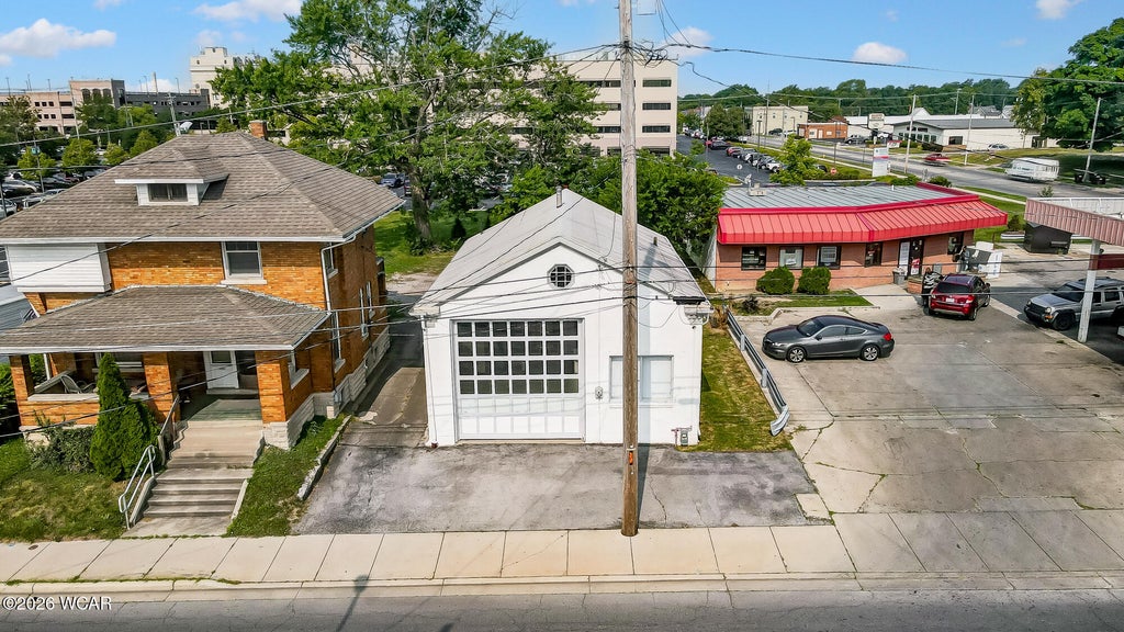 Photo of 229 N Metcalf Street, Lima, OH 45801 (MLS # 311846)