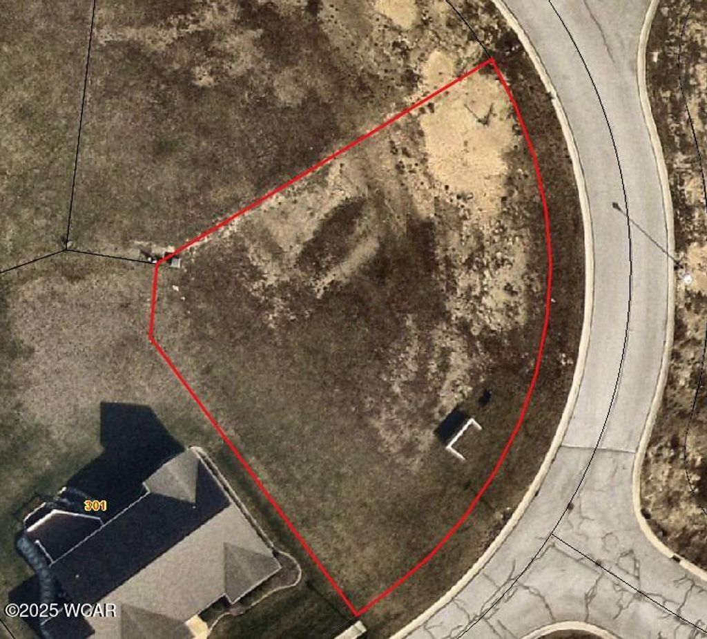 Photo of 385 Miami Erie Circle, Saint Marys, OH 45885 (MLS # 305997)