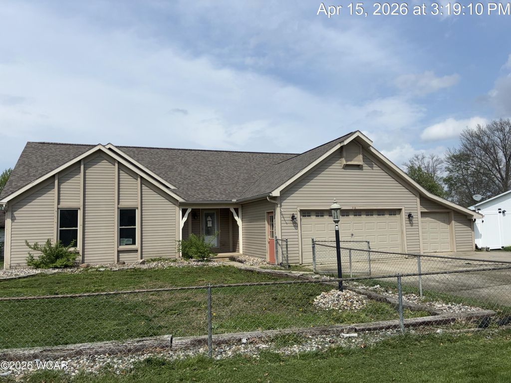Photo of 714 Raleigh Creek Drive, Cridersville, OH 45806 (MLS # 310050)