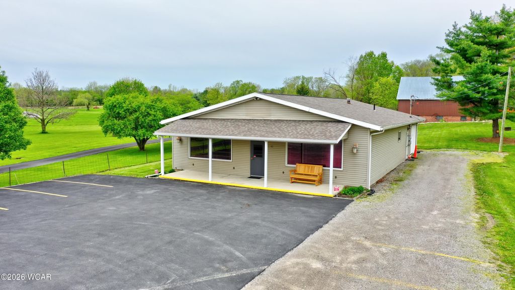 Photo of 3945 Stewart Road, Lima, OH 45801 (MLS # 310092)