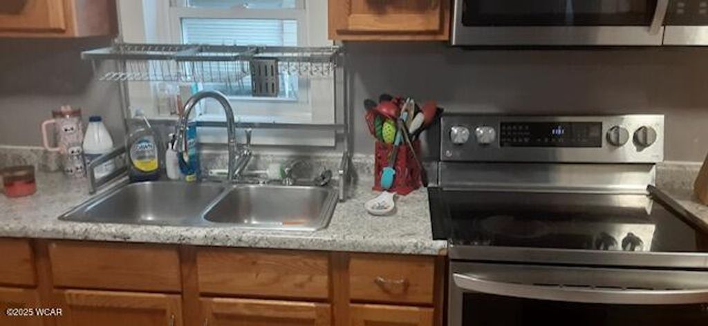 Photo of 414 Robinson Ave. Avenue, Kenton, OH 43326 (MLS # 308700)