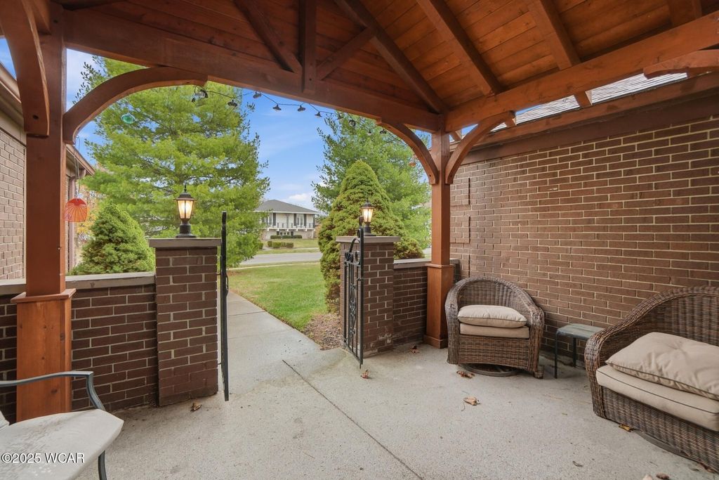 Photo of 1641 Whitehall Drive, Lima, OH 45805 (MLS # 308884)