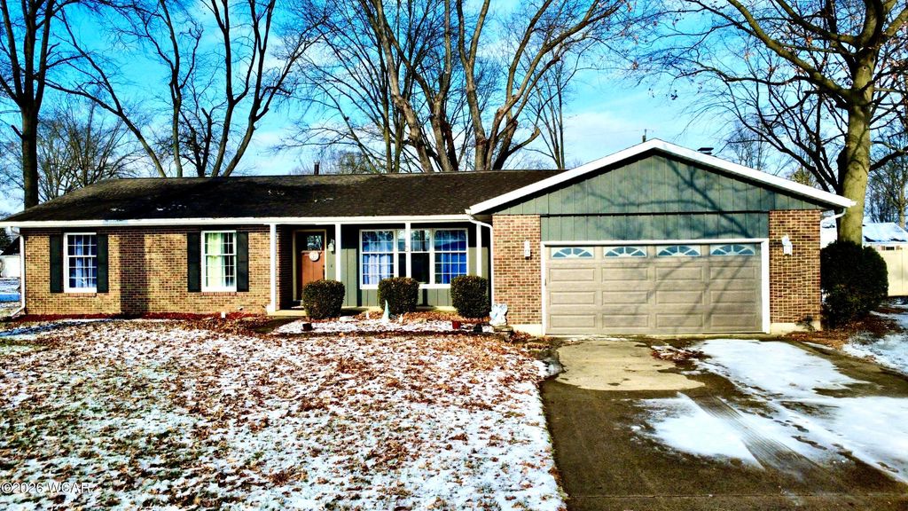 Photo of 4864 Pheasant Street, Lima, OH 45807 (MLS # 309234)