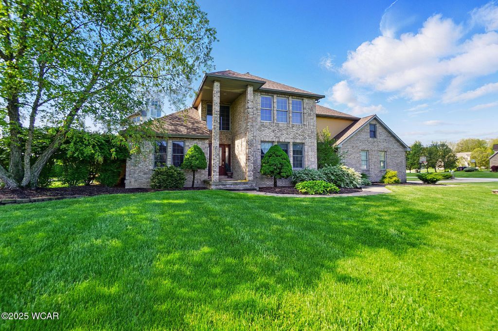 Photo of 4475 Wintergreen Drive, Lima, OH 45805 (MLS # 307224)