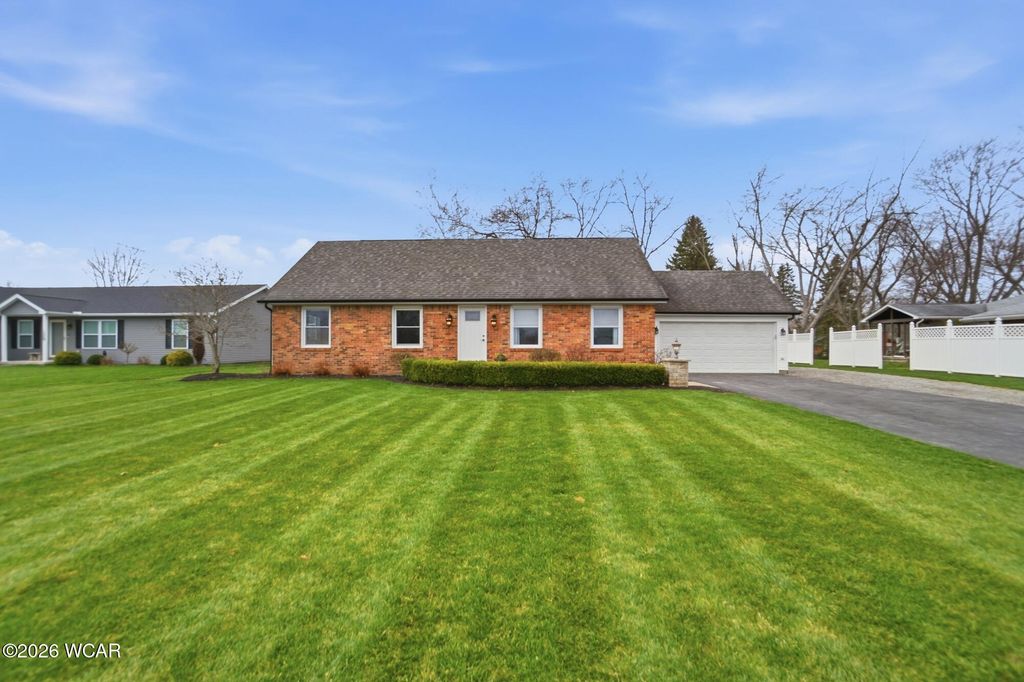 Photo of 1533 N Wapak Road, Elida, OH 45807 (MLS # 309820)