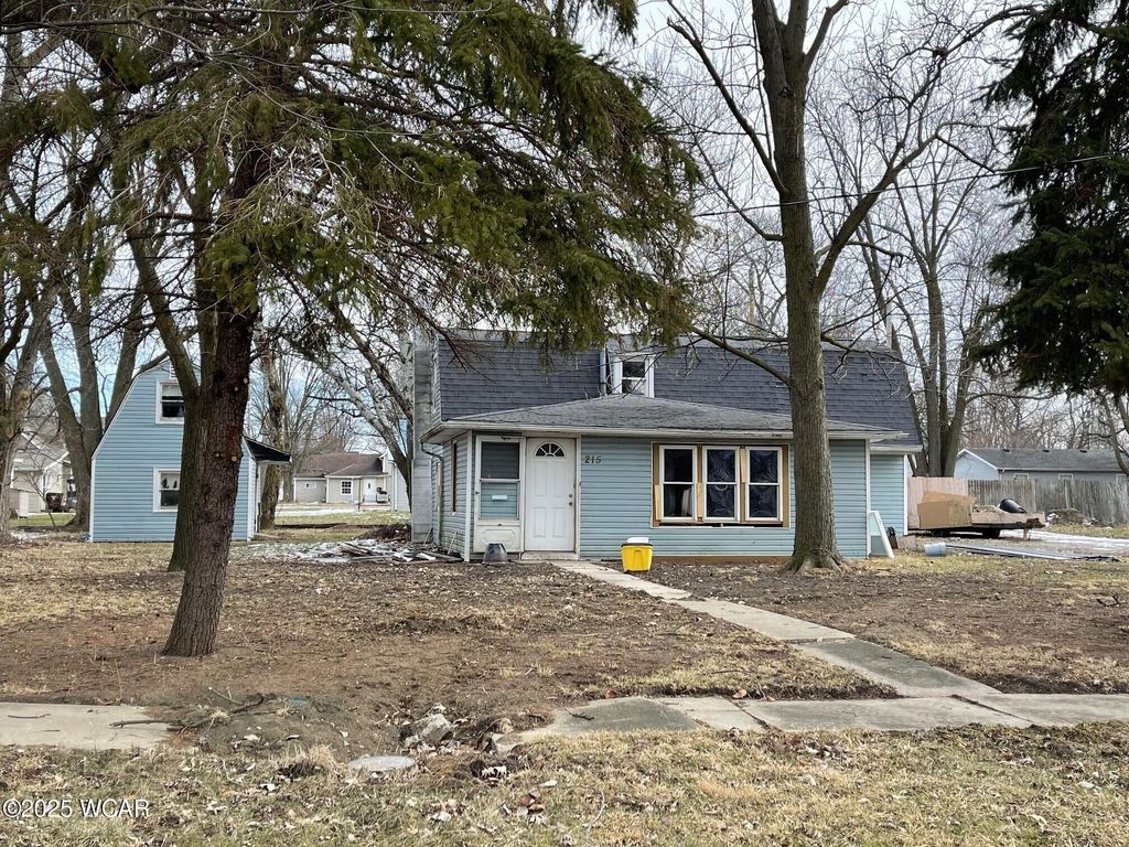 Photo of 215 N Dewitt Street, Paulding, OH 45879 (MLS # 306153)