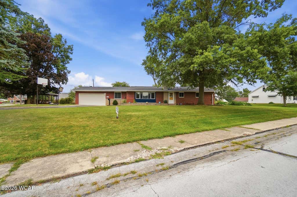 Photo of 814 Edwards Street, Saint Marys, OH 45885 (MLS # 310994)