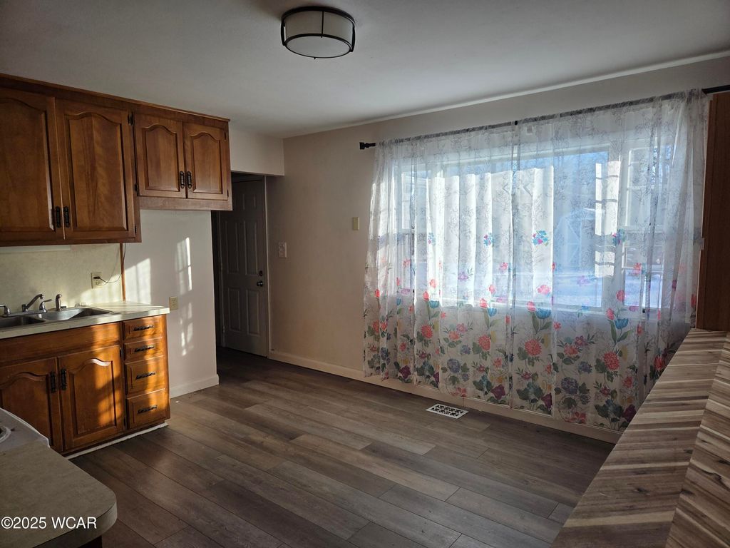 Photo of 1405 Trebor Drive, Lima, OH 45805 (MLS # 308880)