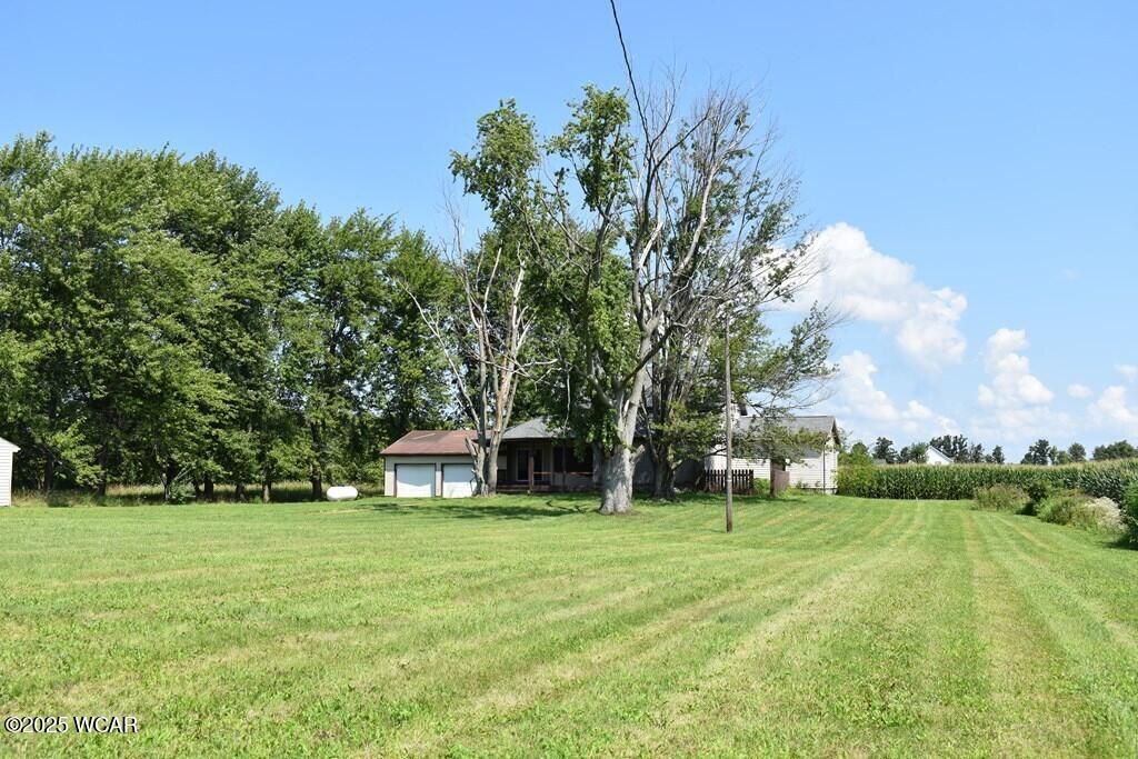 Photo of 8305 Hillville Road, Bluffton, OH 45817 (MLS # 308781)