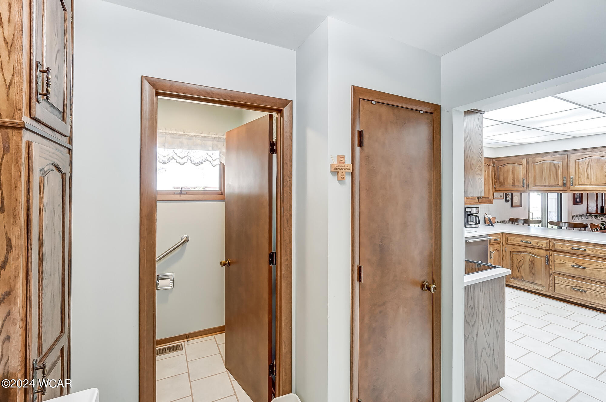 Lima, Ohio 45805, United States, 3 Bedrooms Bedrooms, ,3 BathroomsBathrooms,Residential,Pending,44589