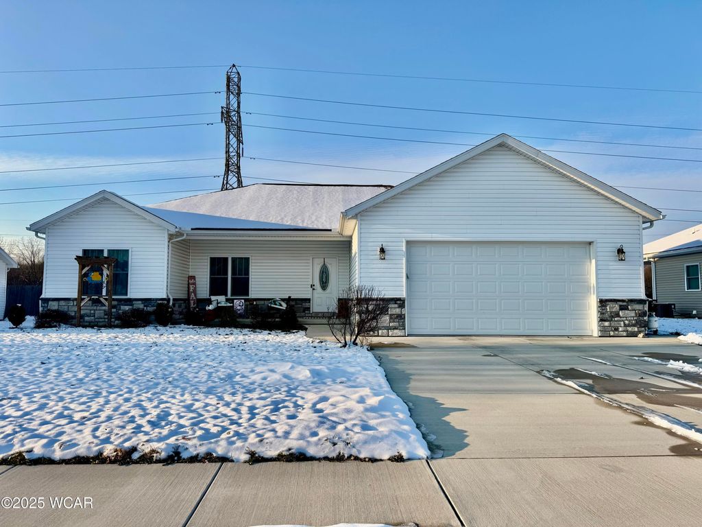 Photo of 3500 Weldon Drive, Lima, OH 45806 (MLS # 308980)