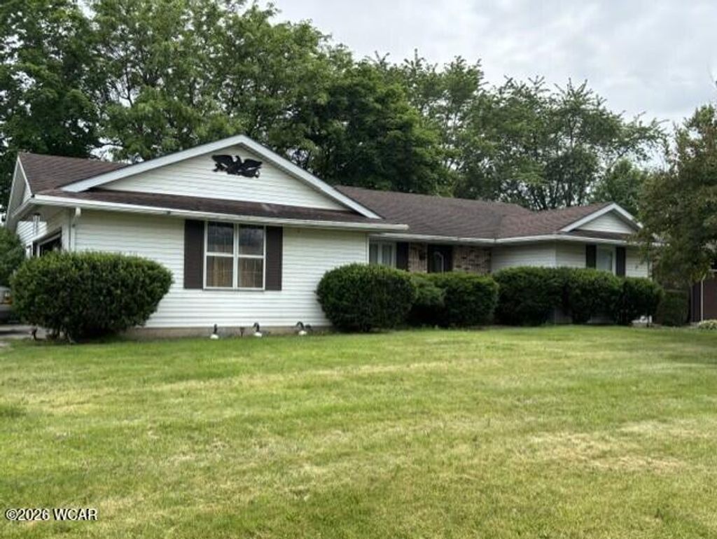 Photo of 2450 Kirkland Drive, Lima, OH 45801 (MLS # 310382)