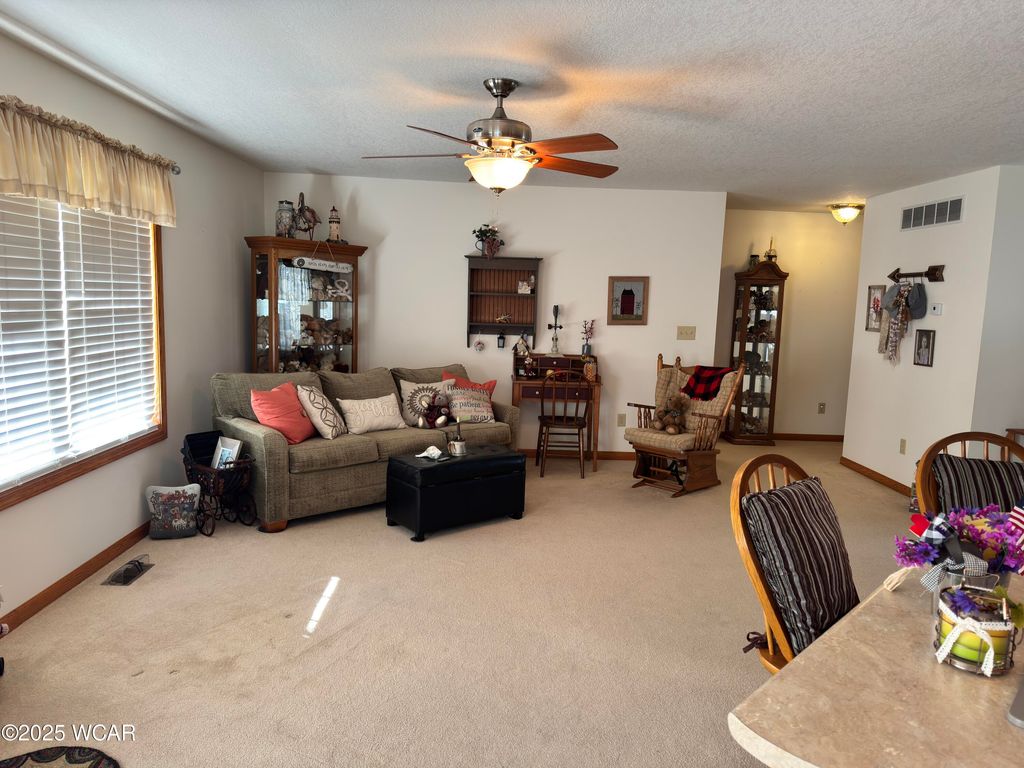 Photo of 1028 Stonegate Court, Wapakoneta, OH 45895 (MLS # 308816)