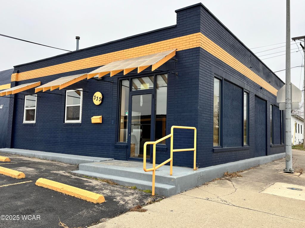 Photo of 333 N N. Jackson Street, Lima, OH 45801 (MLS # 308874)