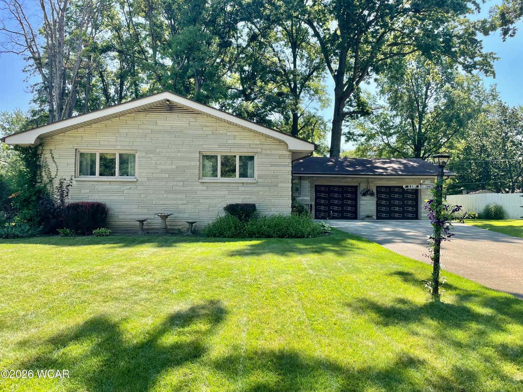 Photo of 215 S Dale Drive, Lima, OH 45805 (MLS # 311003)