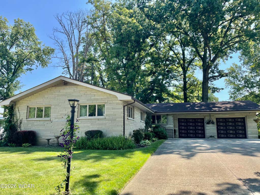 Photo of 215 S Dale Drive, Lima, OH 45805 (MLS # 311003)