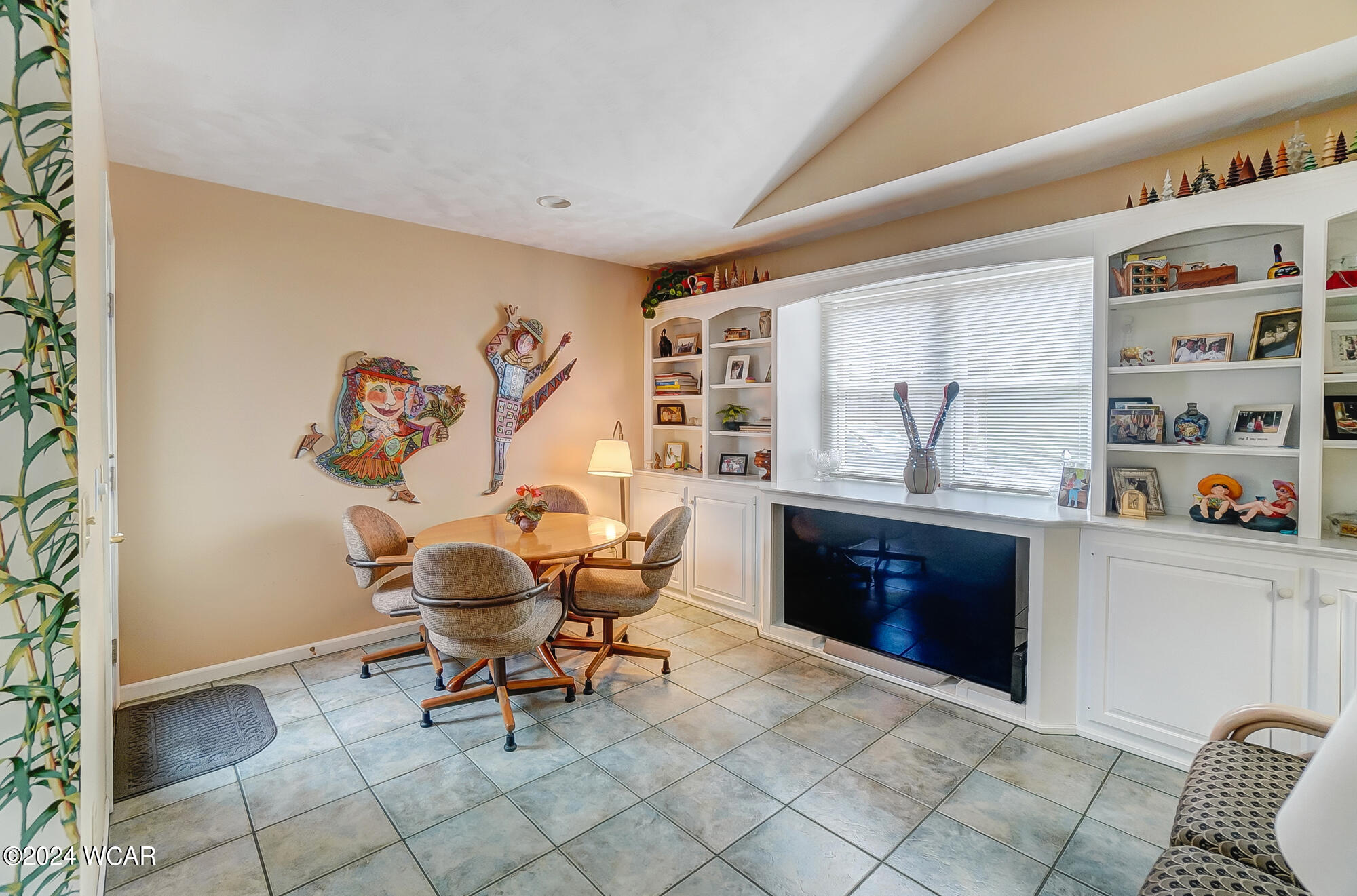 Lima, Ohio 45806, United States, 2 Bedrooms Bedrooms, ,3 BathroomsBathrooms,Residential,Pending,61956