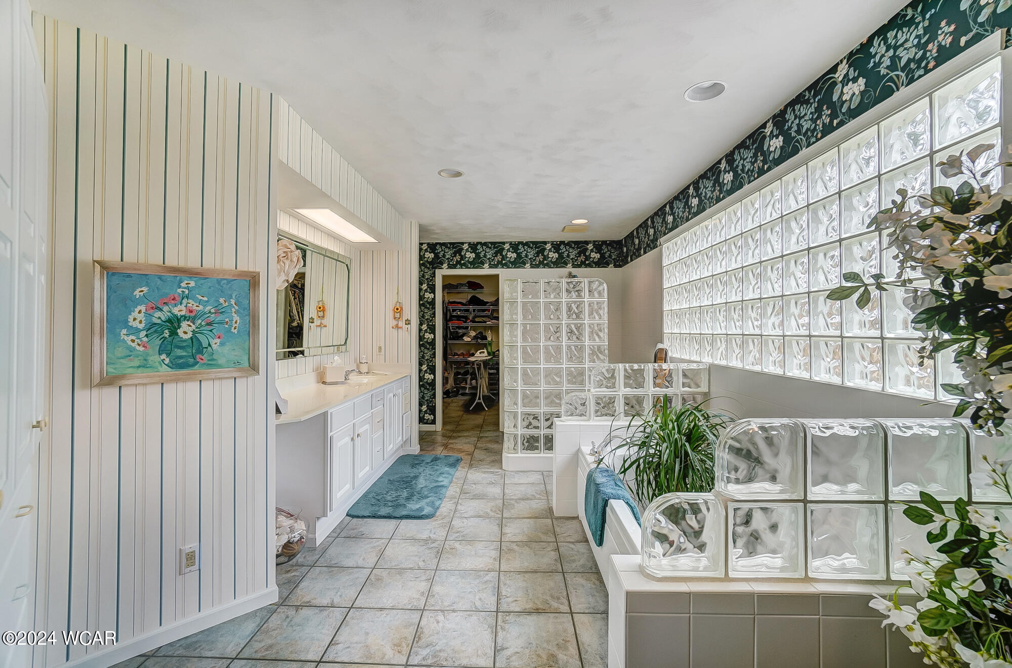 Lima, Ohio 45806, United States, 2 Bedrooms Bedrooms, ,3 BathroomsBathrooms,Residential,Pending,61956