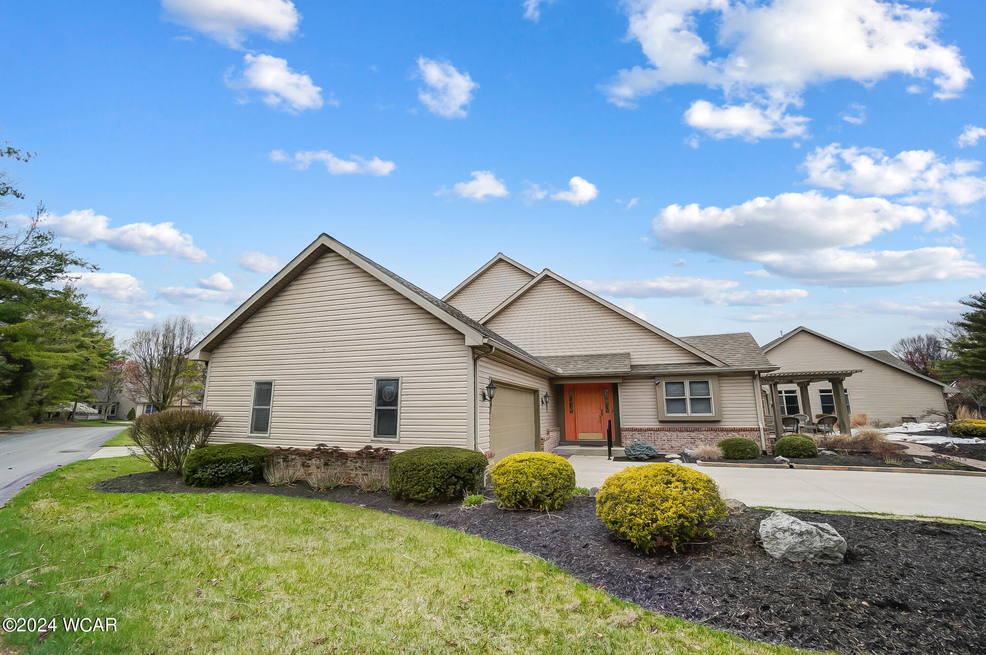 Lima, Ohio 45806, United States, 2 Bedrooms Bedrooms, ,3 BathroomsBathrooms,Residential,Pending,61956