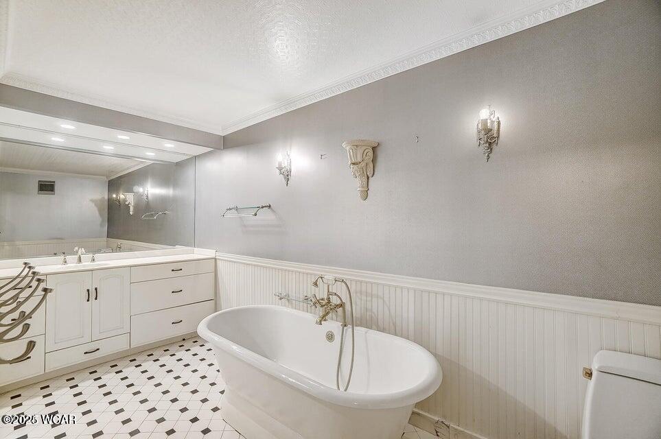 Lima, Ohio 45805, United States, 2 Bedrooms Bedrooms, ,2 BathroomsBathrooms,Residential,Active,217671