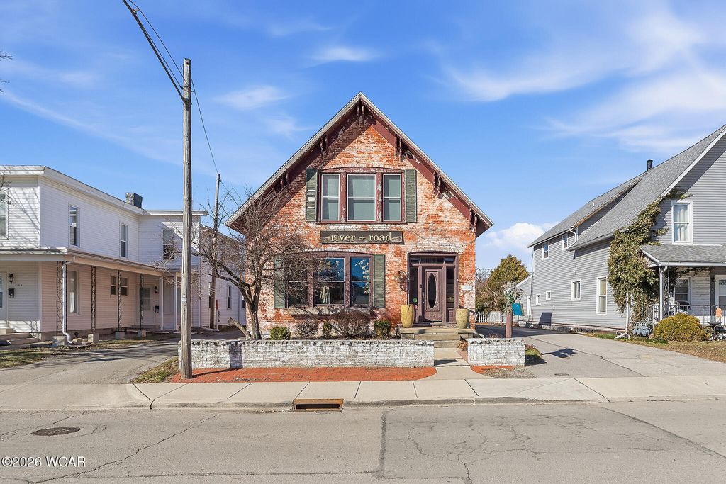 Photo of 212 W Front Street, Findlay, OH 45840 (MLS # 309654)