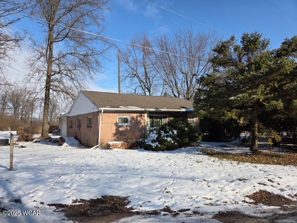 Photo of 520 Kenmore Street, Lima, OH 45801 (MLS # 309005)