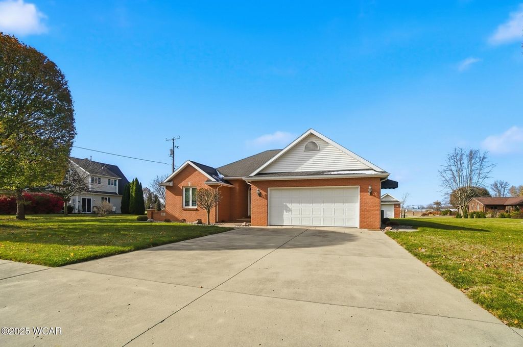Photo of 1303 Carolyn Drive, Delphos, OH 45833 (MLS # 308835)