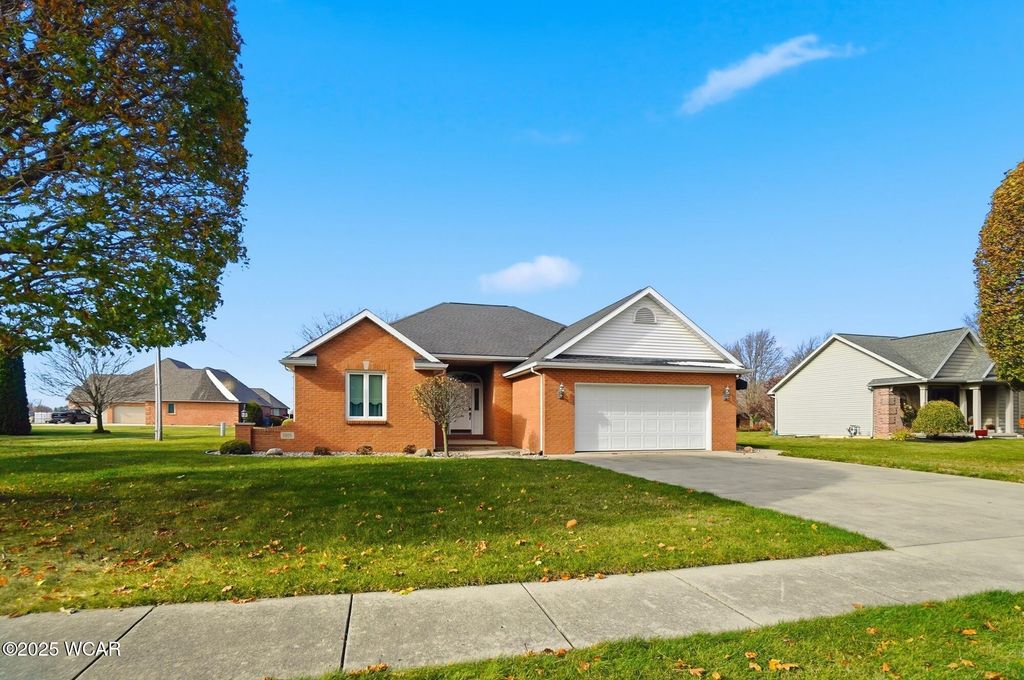 Photo of 1303 Carolyn Drive, Delphos, OH 45833 (MLS # 308835)