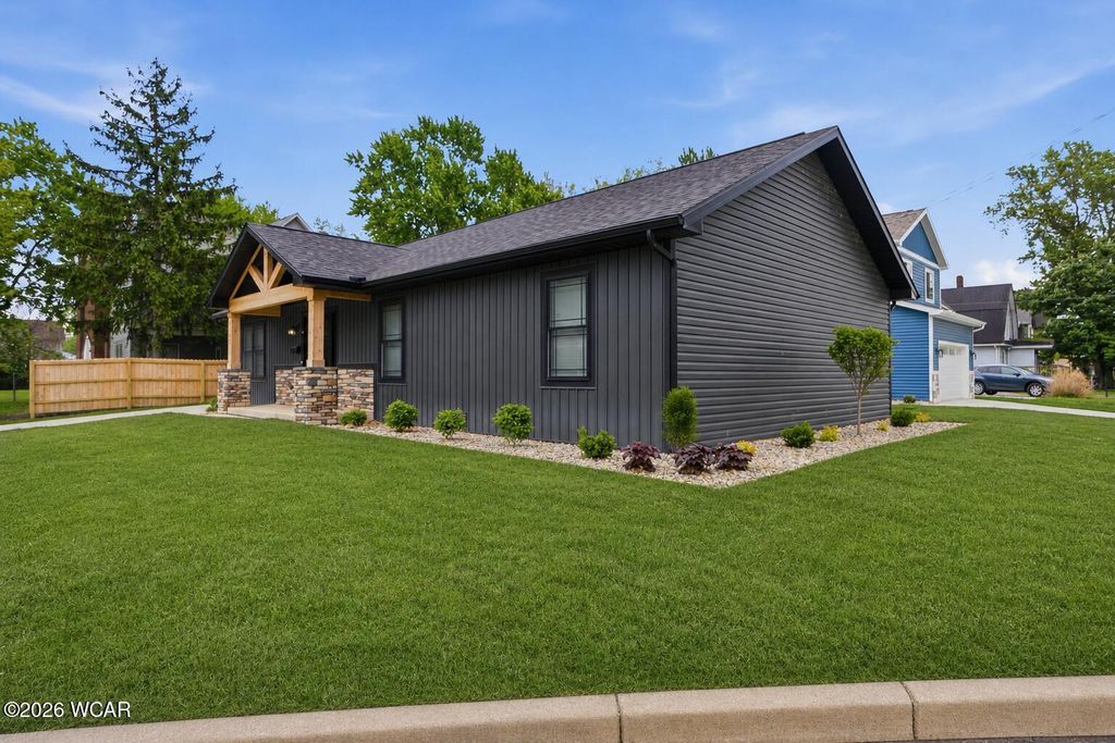 Photo of 1031 Richie Avenue, Lima, OH 45805 (MLS # 310149)