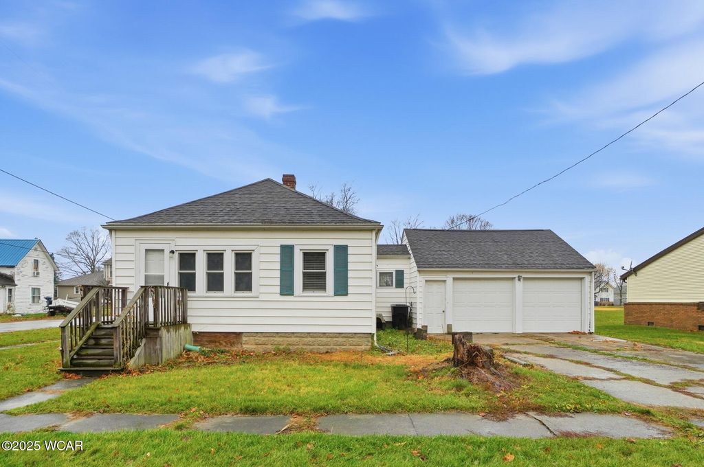 Photo of 211 S Liberty Street, Ohio City, OH 45874 (MLS # 308931)