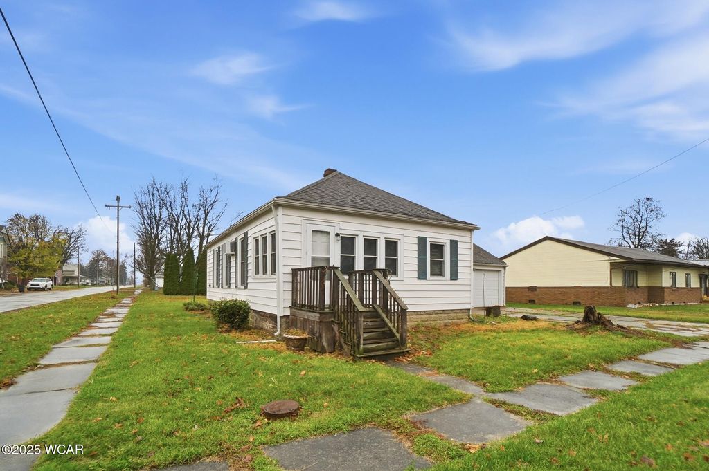 Photo of 211 S Liberty Street, Ohio City, OH 45874 (MLS # 308931)