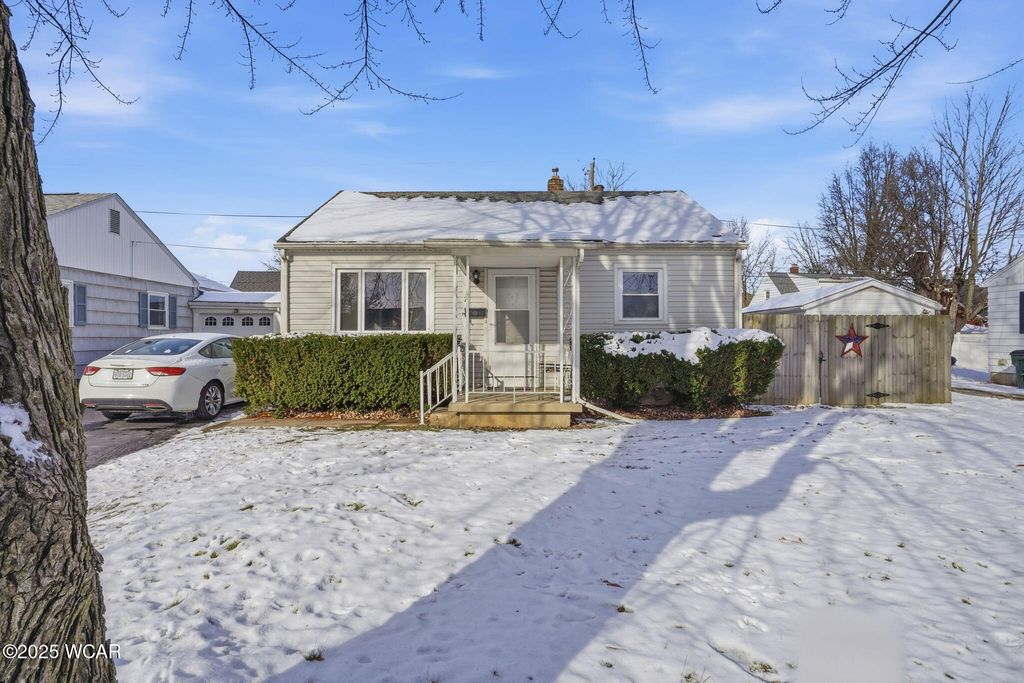 Photo of 74 Virginia Avenue, Tiffin, OH 44883 (MLS # 308994)