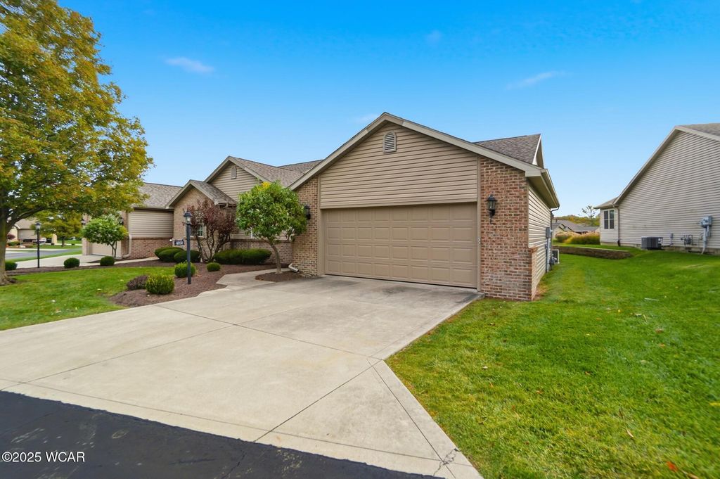 Photo of 4050 Brookshore Drive, Lima, OH 45801 (MLS # 308440)