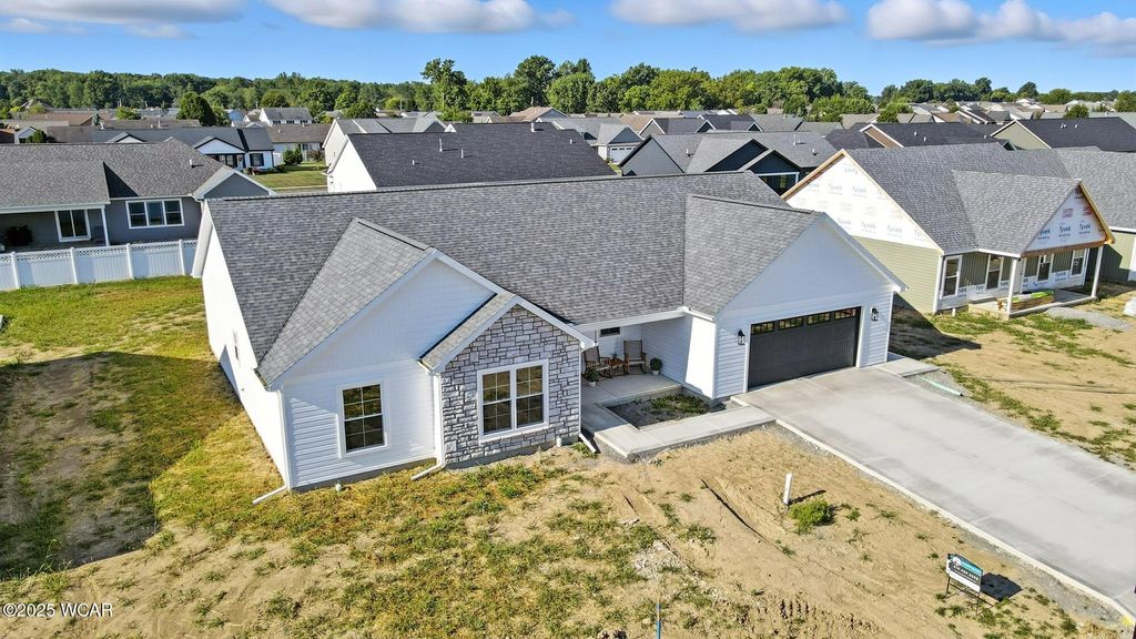 Photo of 3687 Comanche Drive, Lima, OH 45807 (MLS # 307877)