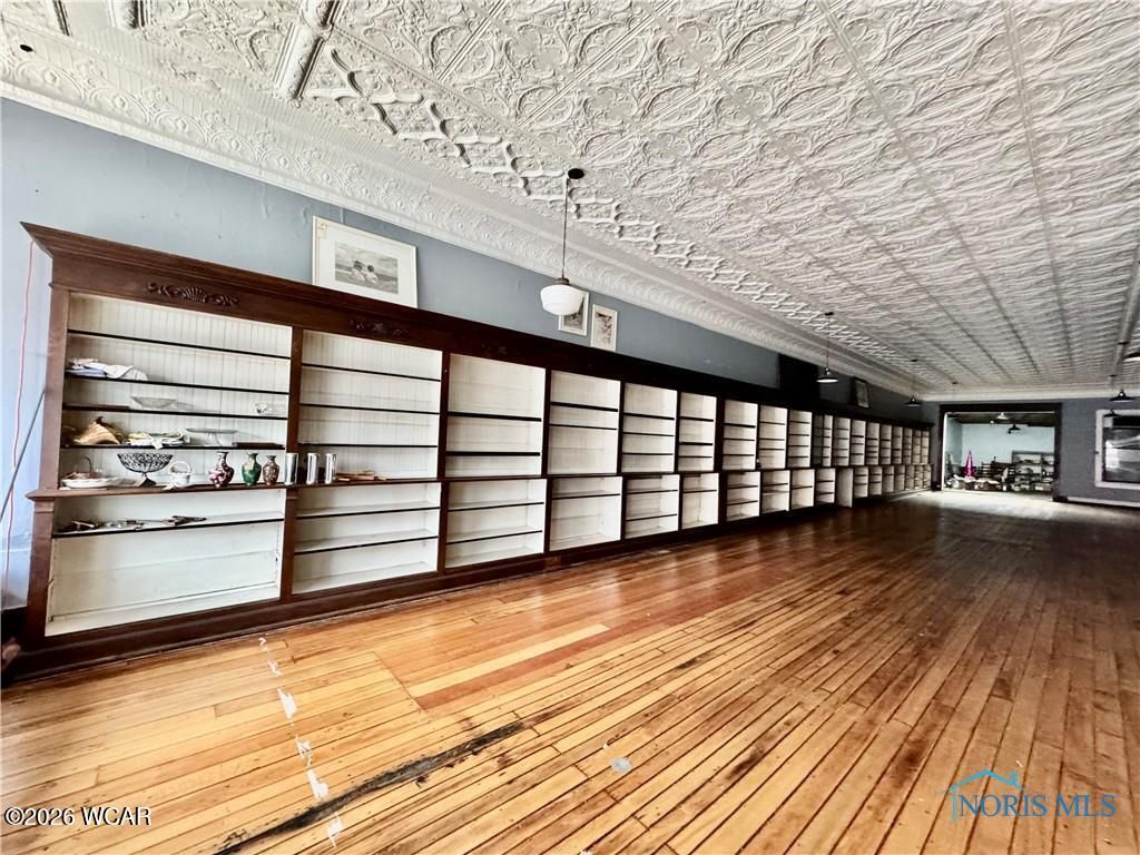 Photo of 123 N MICHIGAN Avenue, Edgerton, OH 43517 (MLS # 310040)