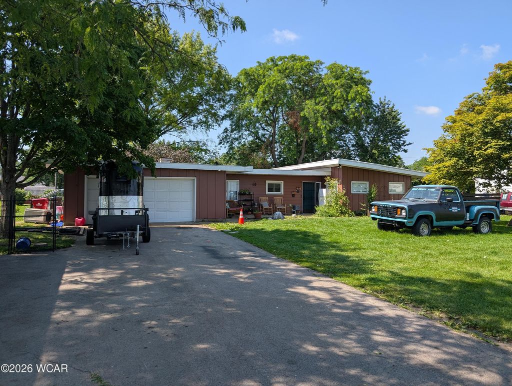 Photo of 614 E 4th Street, Spencerville, OH 45887 (MLS # 310715)