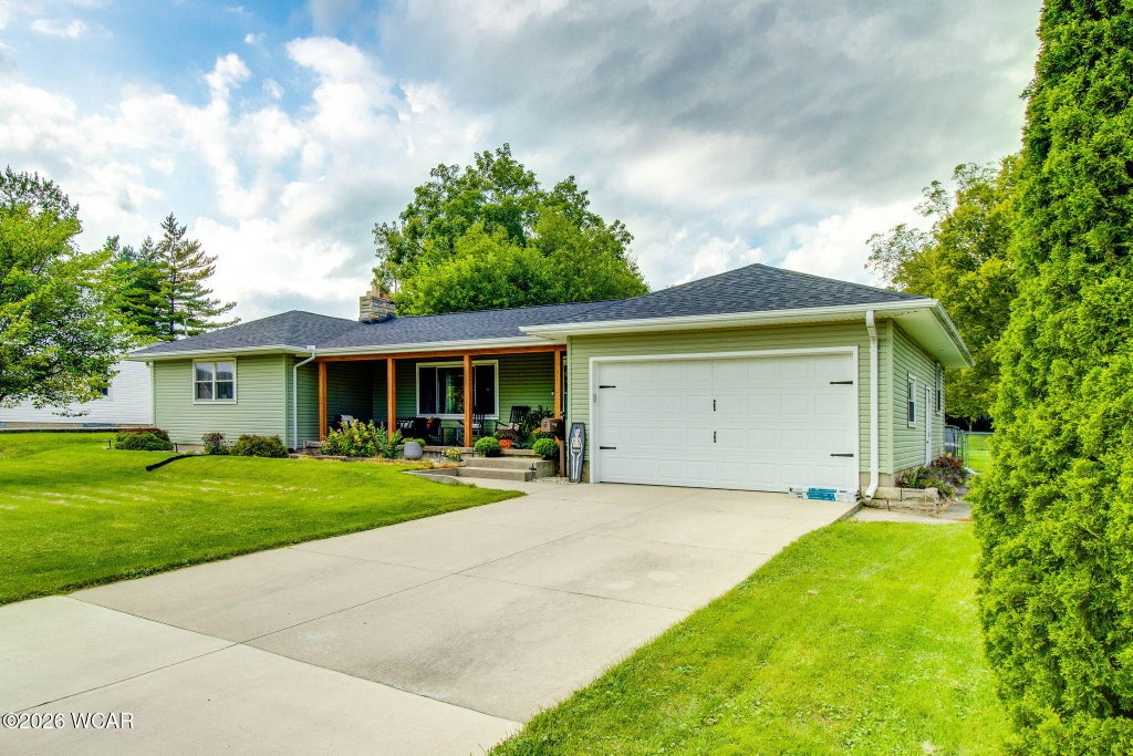 Photo of 6 E Silver Street, Wapakoneta, OH 45895 (MLS # 311578)