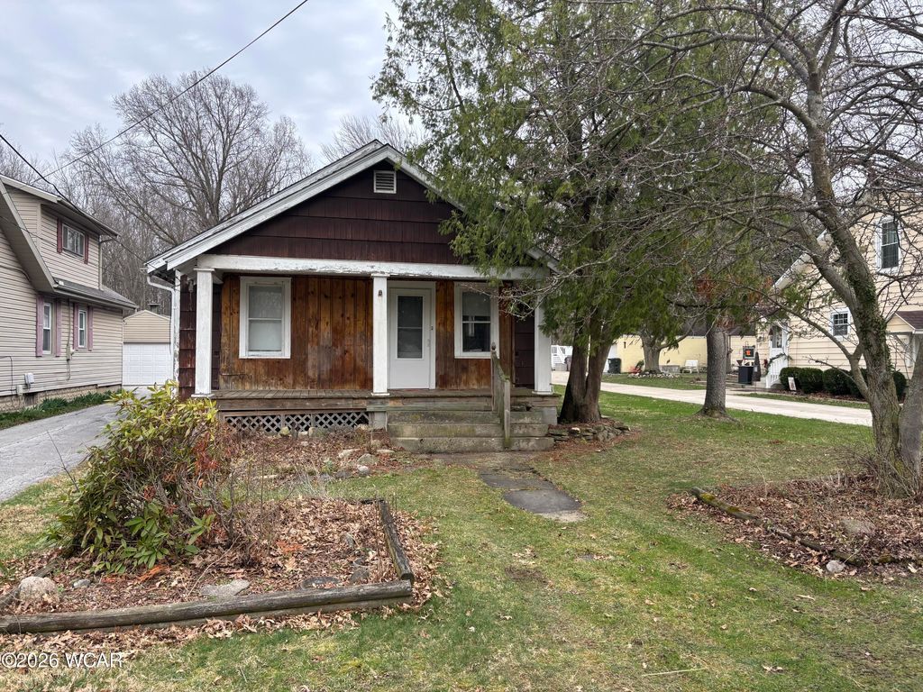 Photo of 1790 Homeward Avenue, Lima, OH 45805 (MLS # 309730)