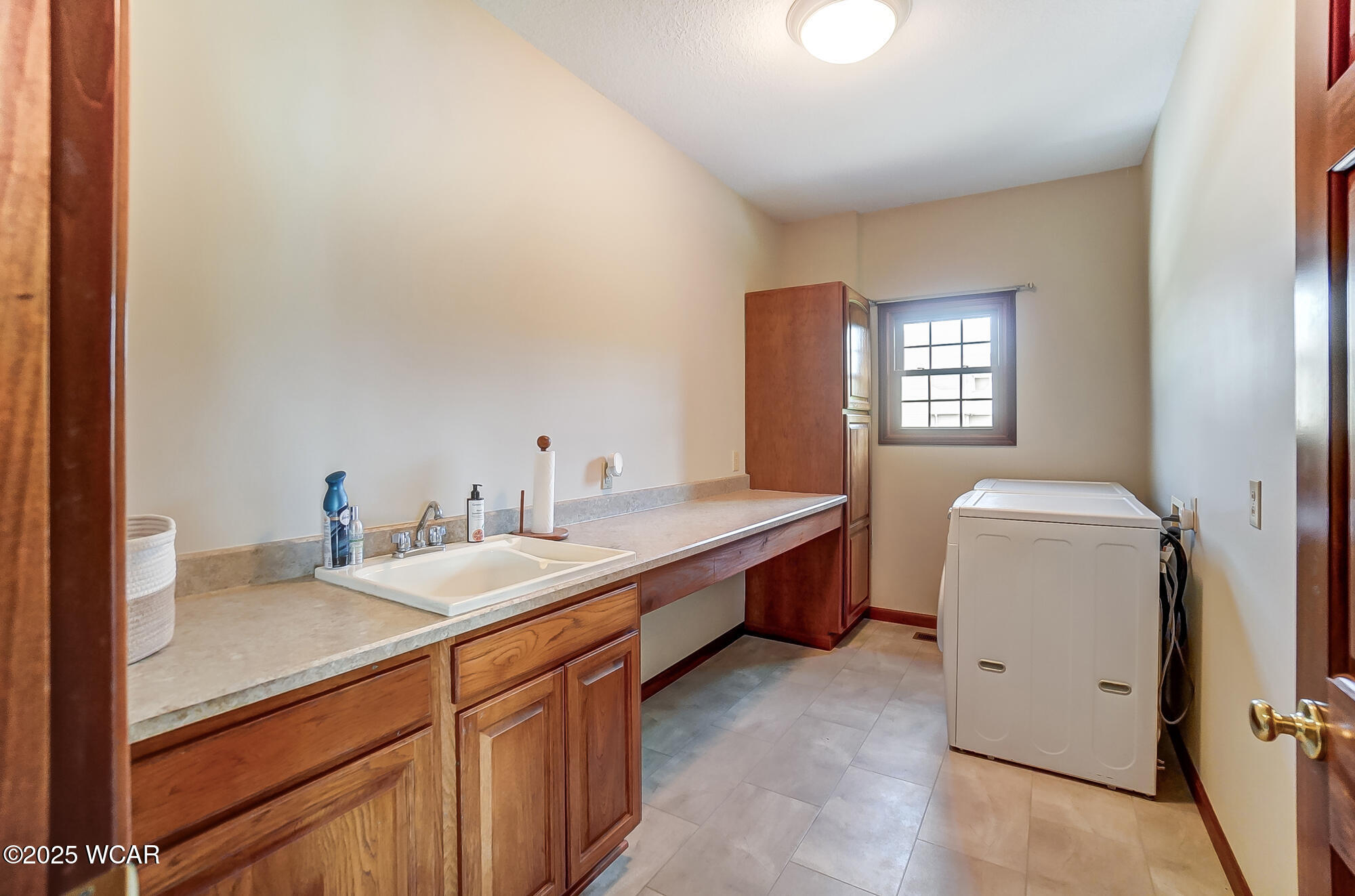 Lima, Ohio 45805, United States, 5 Bedrooms Bedrooms, ,5 BathroomsBathrooms,Residential,Active,100428