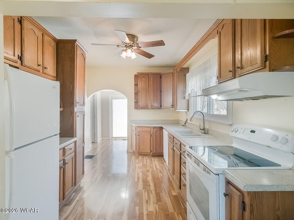 Photo of 784 S Judkins Avenue, Lima, OH 45805 (MLS # 309129)