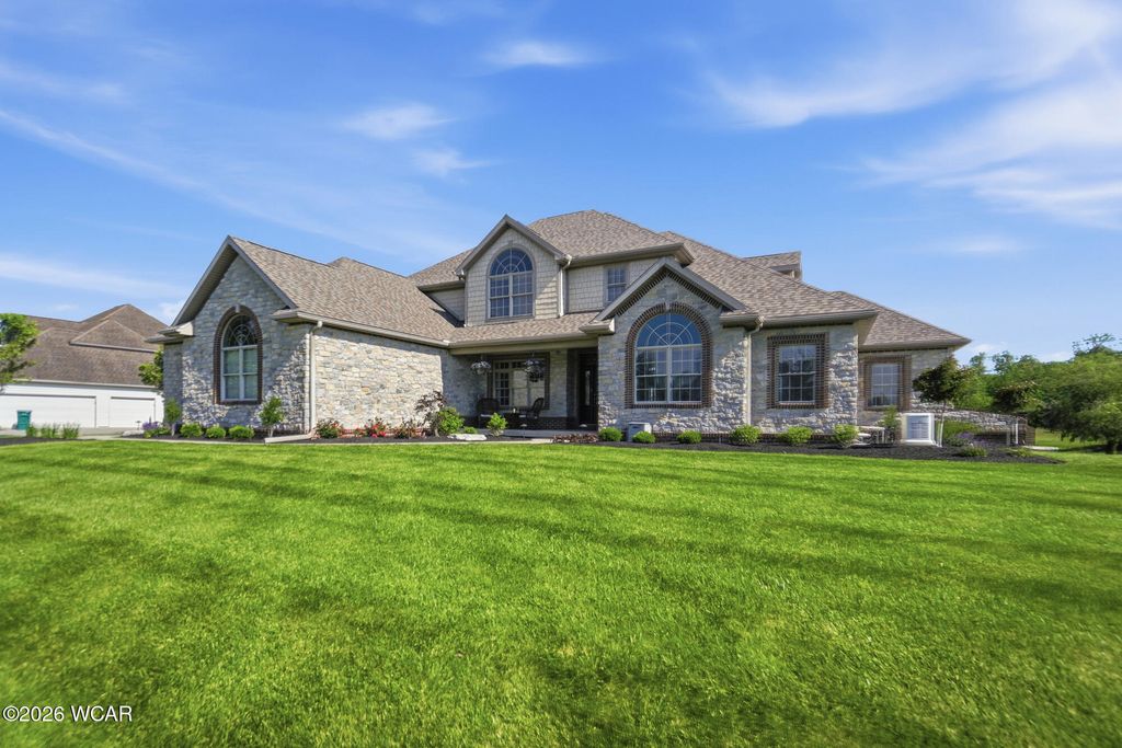 Photo of 4422 Indian Hill Drive, Lima, OH 45806 (MLS # 310289)