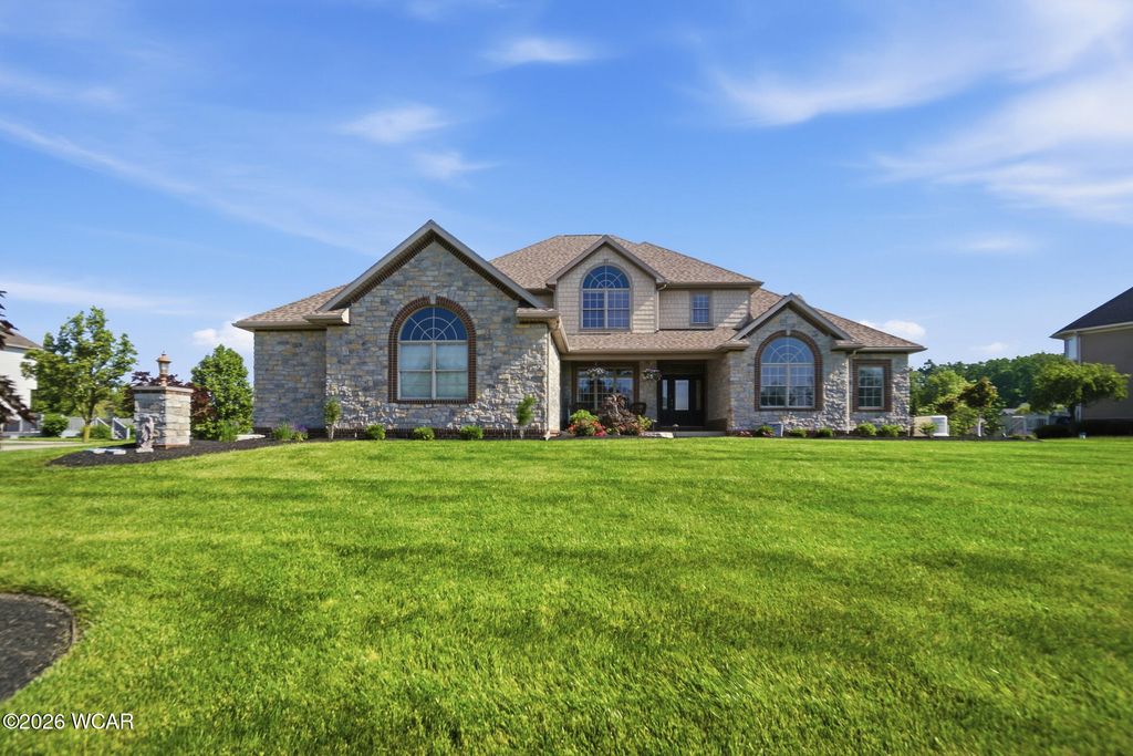 Photo of 4422 Indian Hill Drive, Lima, OH 45806 (MLS # 310289)