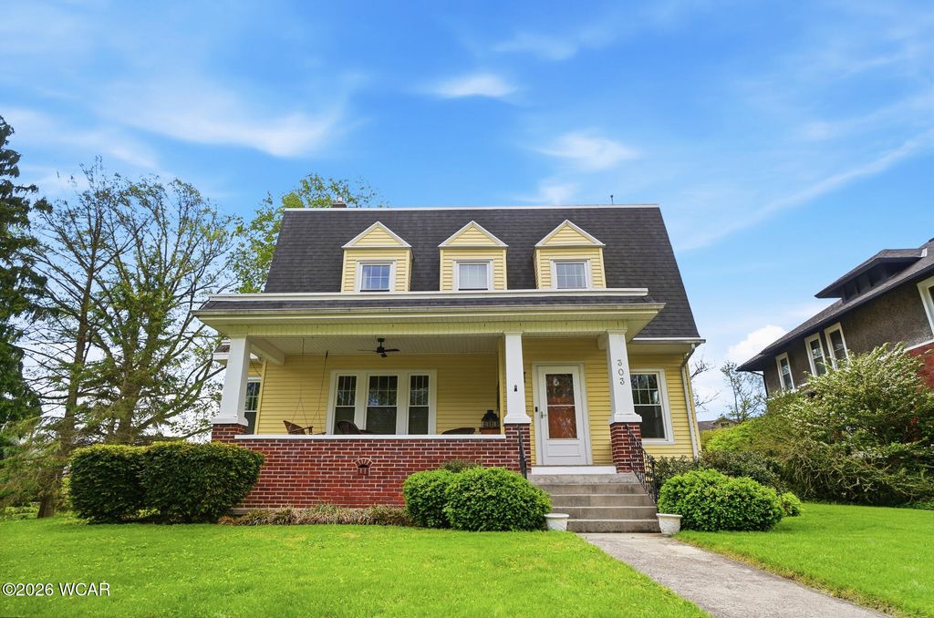 Photo of 303 Campus Drive, Bluffton, OH 45817 (MLS # 309878)