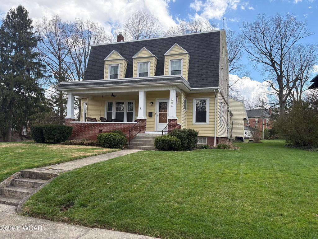 Photo of 303 Campus Drive, Bluffton, OH 45817 (MLS # 309878)