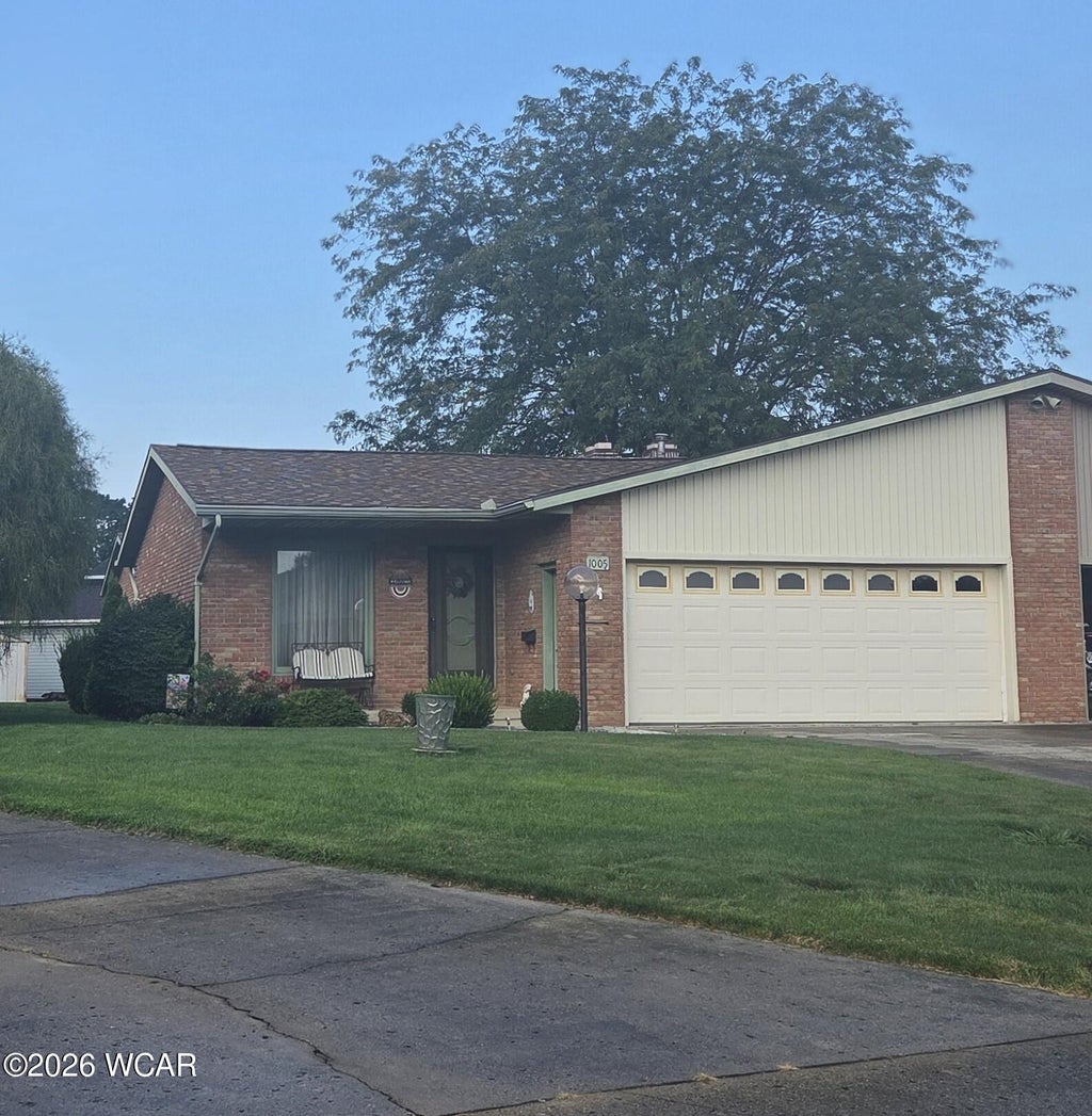 Photo of 1005 Rozelle Avenue, Delphos, OH 45833 (MLS # 311372)