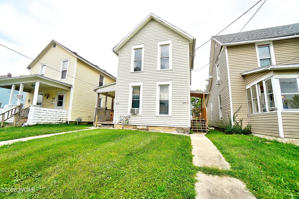 Photo of 5355 N Elizabeth Street, Lima, OH 45801 (MLS # 311153)
